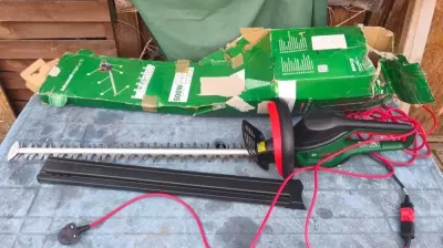 Bosch nożyce do żywopłotu elektryczne — praca Tomasz P., Wrocław