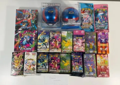 Pokémon TCG Booster Boxy Charizard/Gengar/Pikachu — praca Karol K., Wrocław