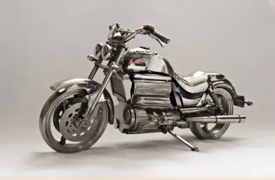 Prezent motocykl Triumph  metaloplastyka — praca Piotr K., Wrocław