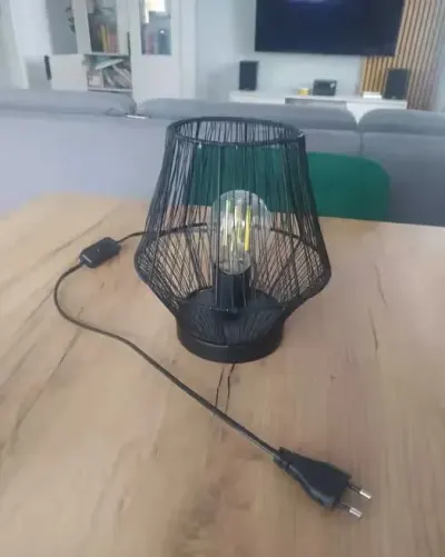 Lampka ozdobna 21 cm — praca Franciszek O., Wrocław