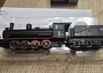 Parowóz Tp1 PKP firmy PIKO 57554 w sakli H0 z dekoderem dźwięku ESU — praca POMOC DROGOWA -Skup-sprzedaż samochodów, Katowice