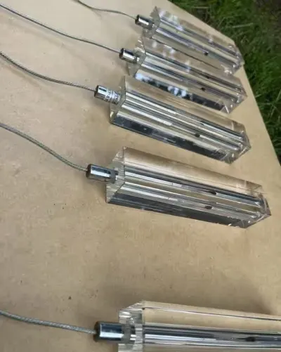 Lampa sufitowa wisząca Italux MD4512  pięć szklanych sopli — praca Asia, Będzin