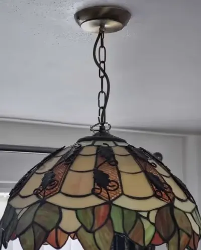 Lampa wisząca Tiffany — praca Piotr, Warzyce