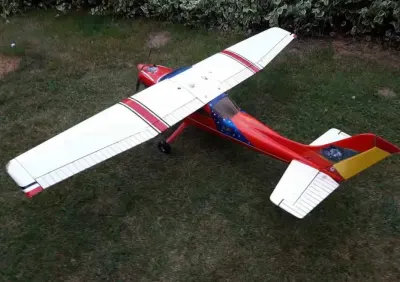 Samolot spalinowy Cessna — praca Sebastian, Katowice