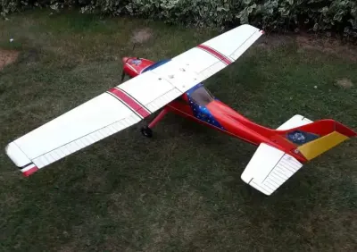 Samolot spalinowy Cessna — praca Sebastian, Katowice