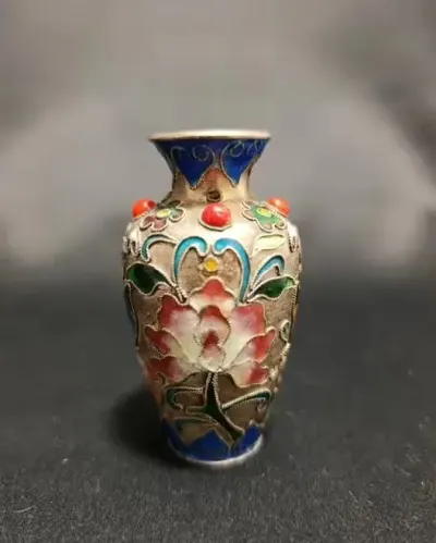 Stary wazonik Cloisonné — praca Anatol, Wrocław