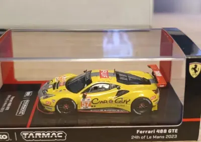 Tarmac Works Ferrari 488 GTE Car Guy — praca Maciek, Wrocław