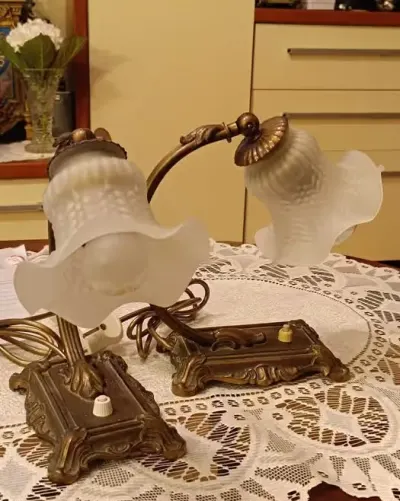 Zabytkowa  lampka mosiężna antyk — praca Zdzisława, Wrocław