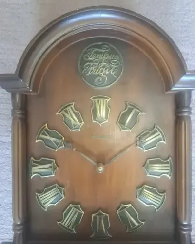 Zegar wiszący Tempus Fugit — praca Artur, Warszawa