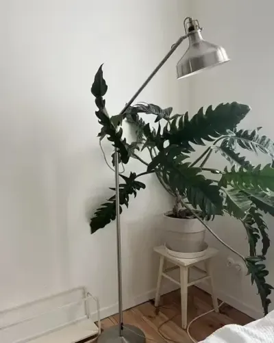 Lampa stojąca Ranarp Ikea stalowa — praca marttak, Wrocław