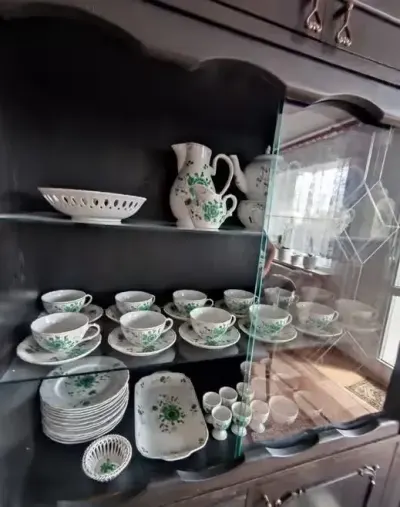 Porcelana malowana złotem Nikko ogromny zestaw — praca Barbara, Katowice
