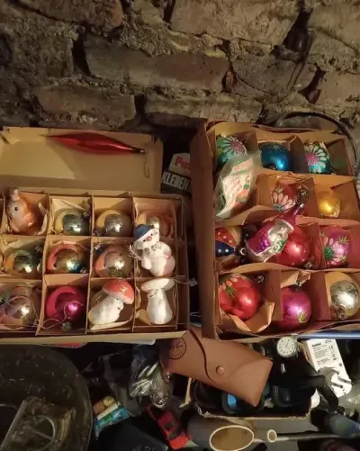Zestaw bombki szklane z PRL — praca Wojciech, Wrocław