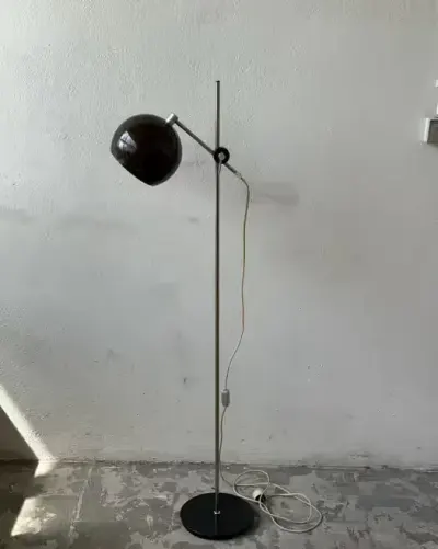 Lampa stojąca duńska idealna vintage brązowa — praca p_spacedesign, Poznań