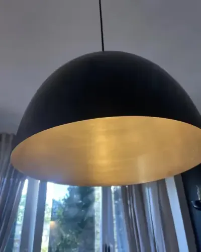 Lampa wisząca do salonu — praca Kuba Roch, Warszawa
