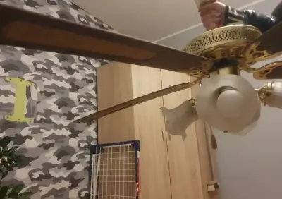 Lampa z wentylatorem — praca nanadawid7, Dachowa