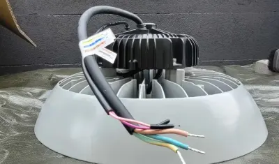 Oprawa LED przemysłowa 150W High Bay 4000K — praca Grzegorz, Poznań