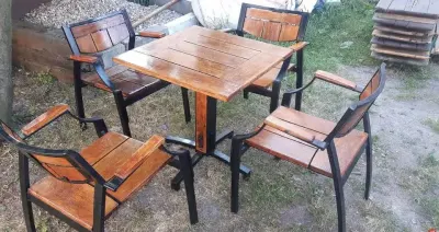 Stol i cztery krzesła dębowe — praca Sławomir, Toruń